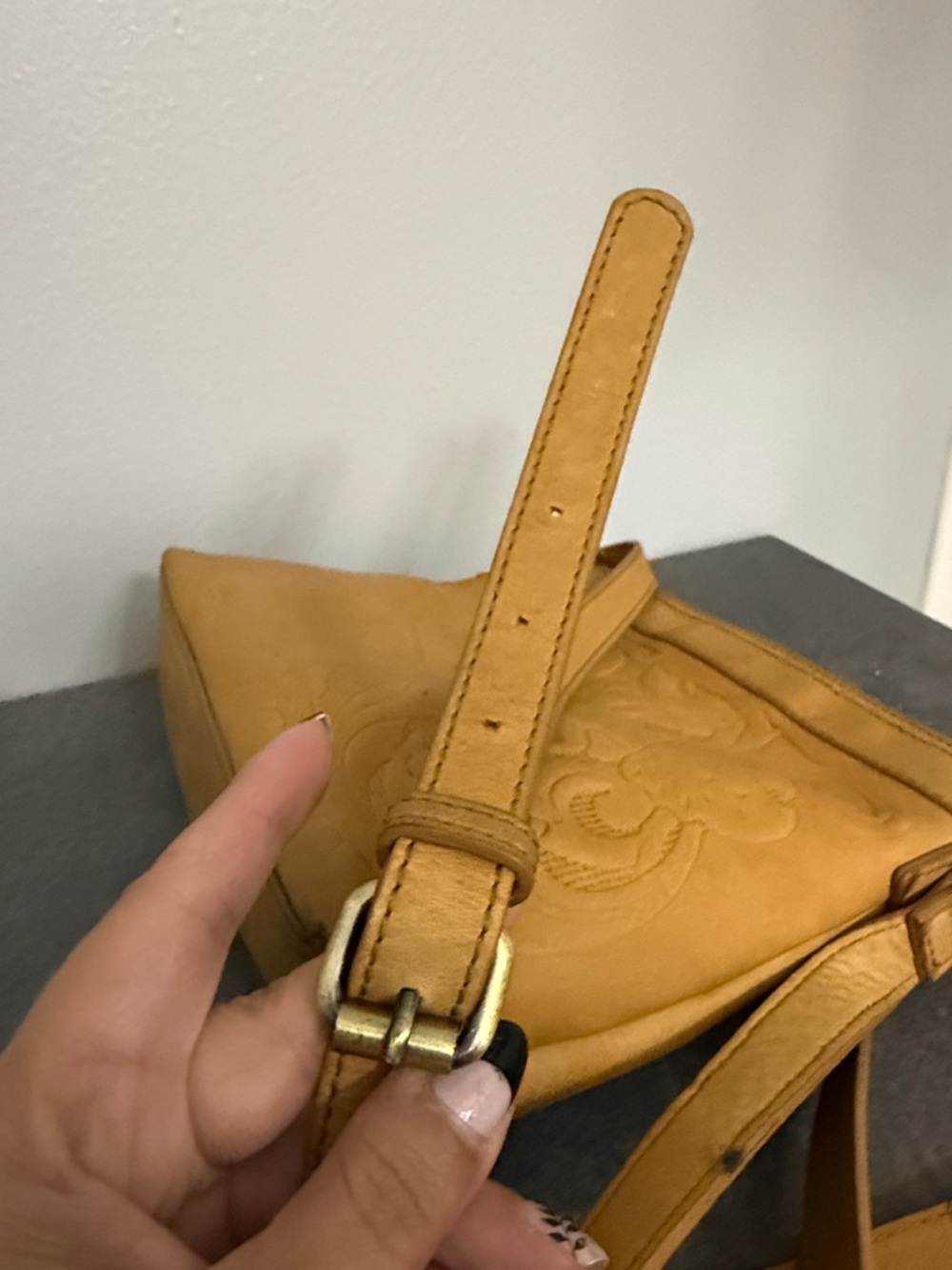 Born Tan Floral Tooled Leather Crossbody - Picture 11 of 12